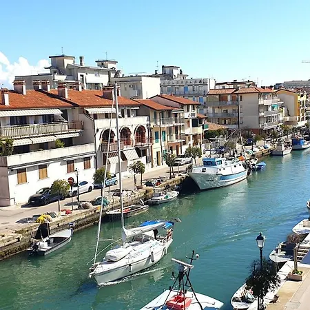 Appartamento Charming & Parking By Anthea Homes Grado