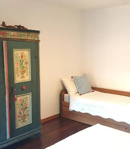 Charming & Parking By Anthea Homes *