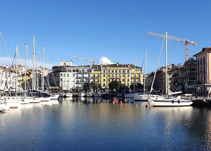 Charming & Parking By Anthea Homes Appartamento *